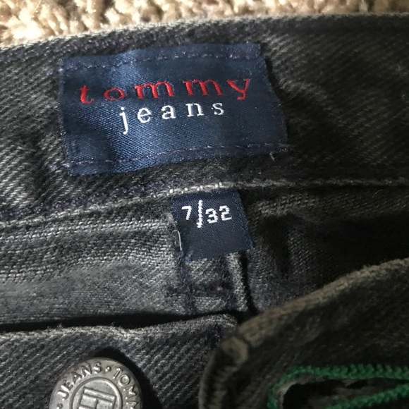 VINTAGE Tommy Hilfiger jeans 💙❤️🖤 - Picture 4 of 6